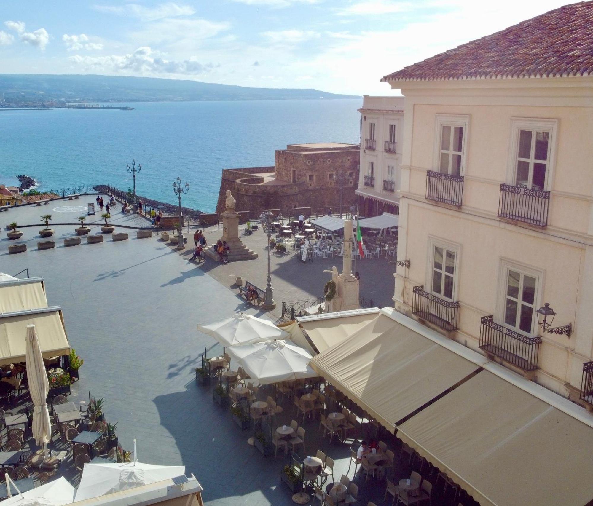 Hotel Della Piazza Pizzo  Exterior photo